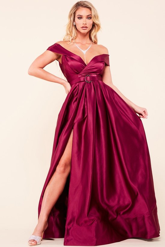 Sweetheart Neckline Gown